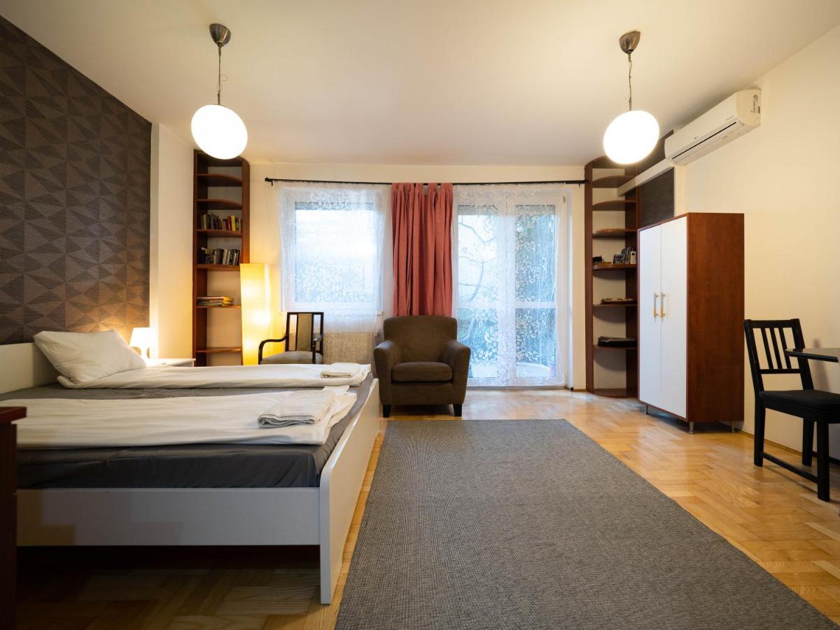 Super Cute Studio With Terrace Next To Gozsdu Passage Budapest Luaran gambar
